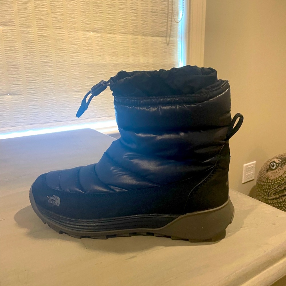 North Face Thermoball boots